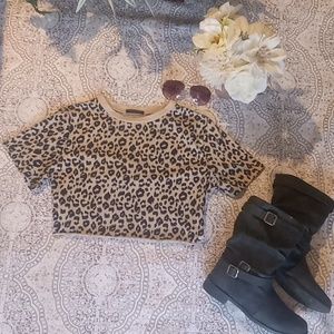 Blooming Jelly leopard print crop top